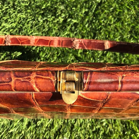 Rare Vintage 50s Alligator skin clasp purse - Picture 2 of 5